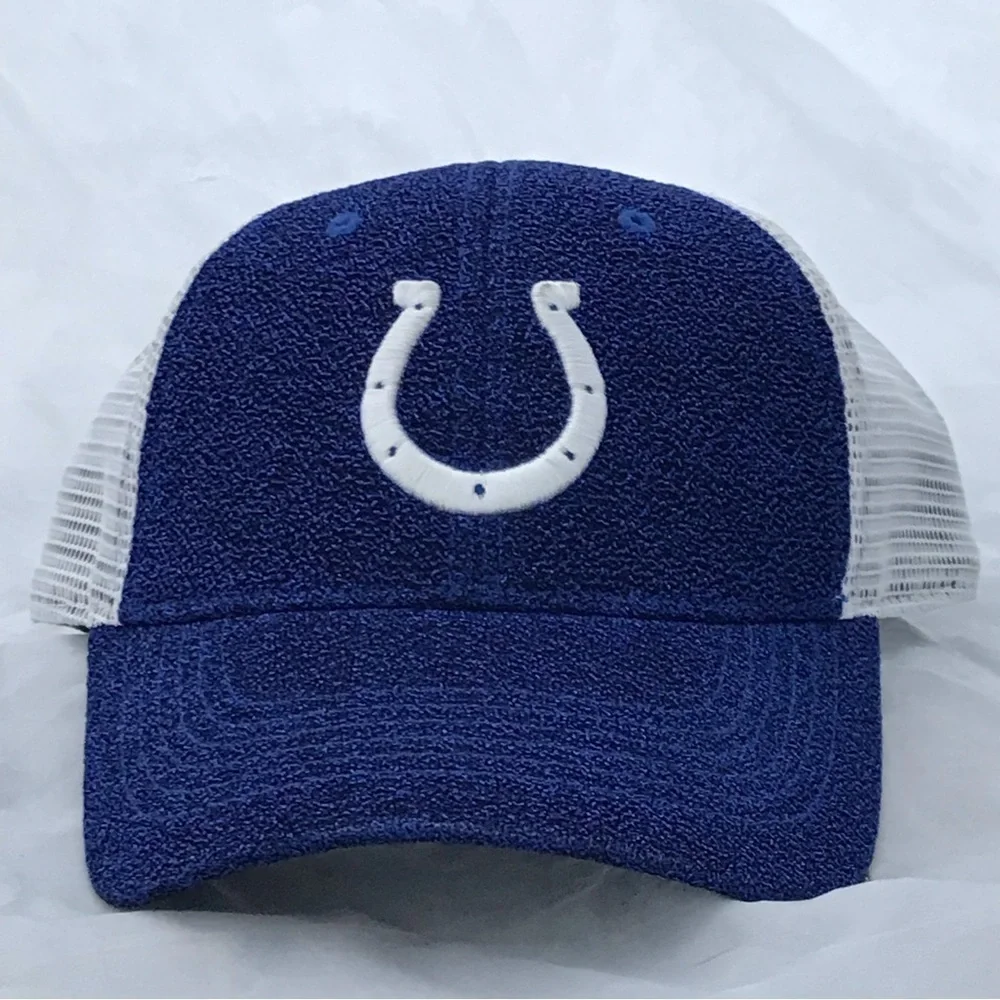 NFL Team Apparel - Indianapolis Colts Woman's Glittery SnapBack Football Cap